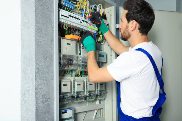 Best Emergency Electrical Repair  in Monmouth, IL